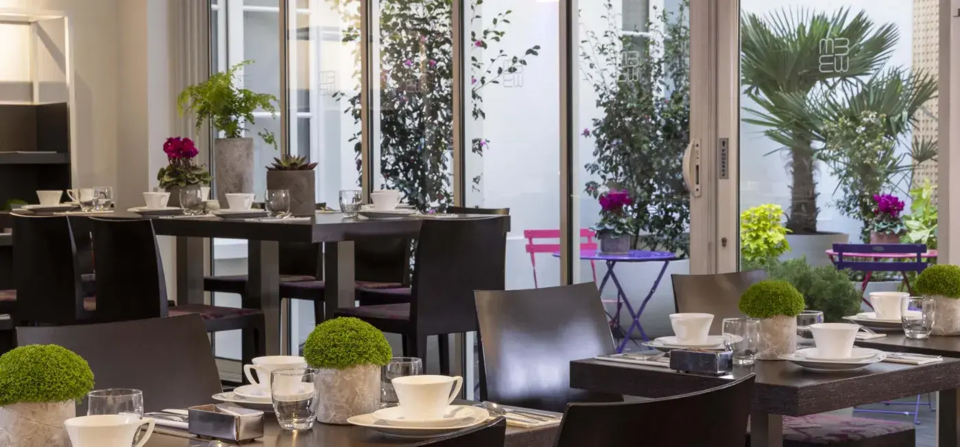 Dining area view of Hotel Le Marceau Bastille Paris